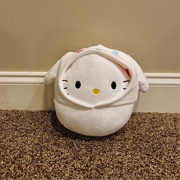 Hello Kitty Squishmallow Cinnamaroll Hoodie Plush Small 8” - Picture 2 of 4